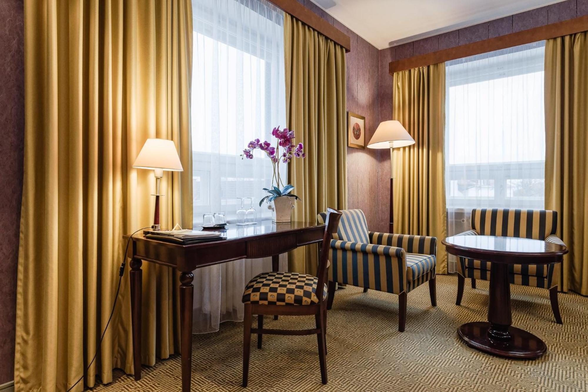 Grand Hotel Viljandi Viljandi  Eksteriør billede